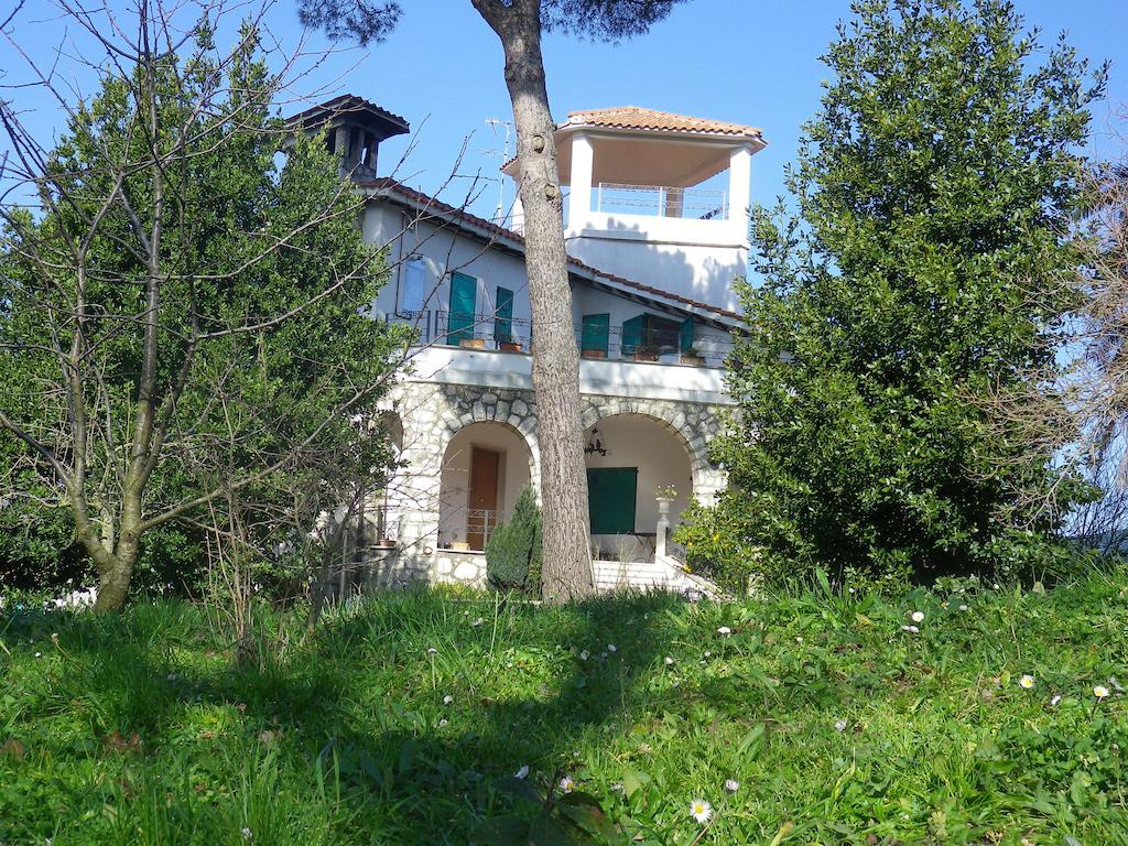 B&B La Toscana Marta Exterior photo